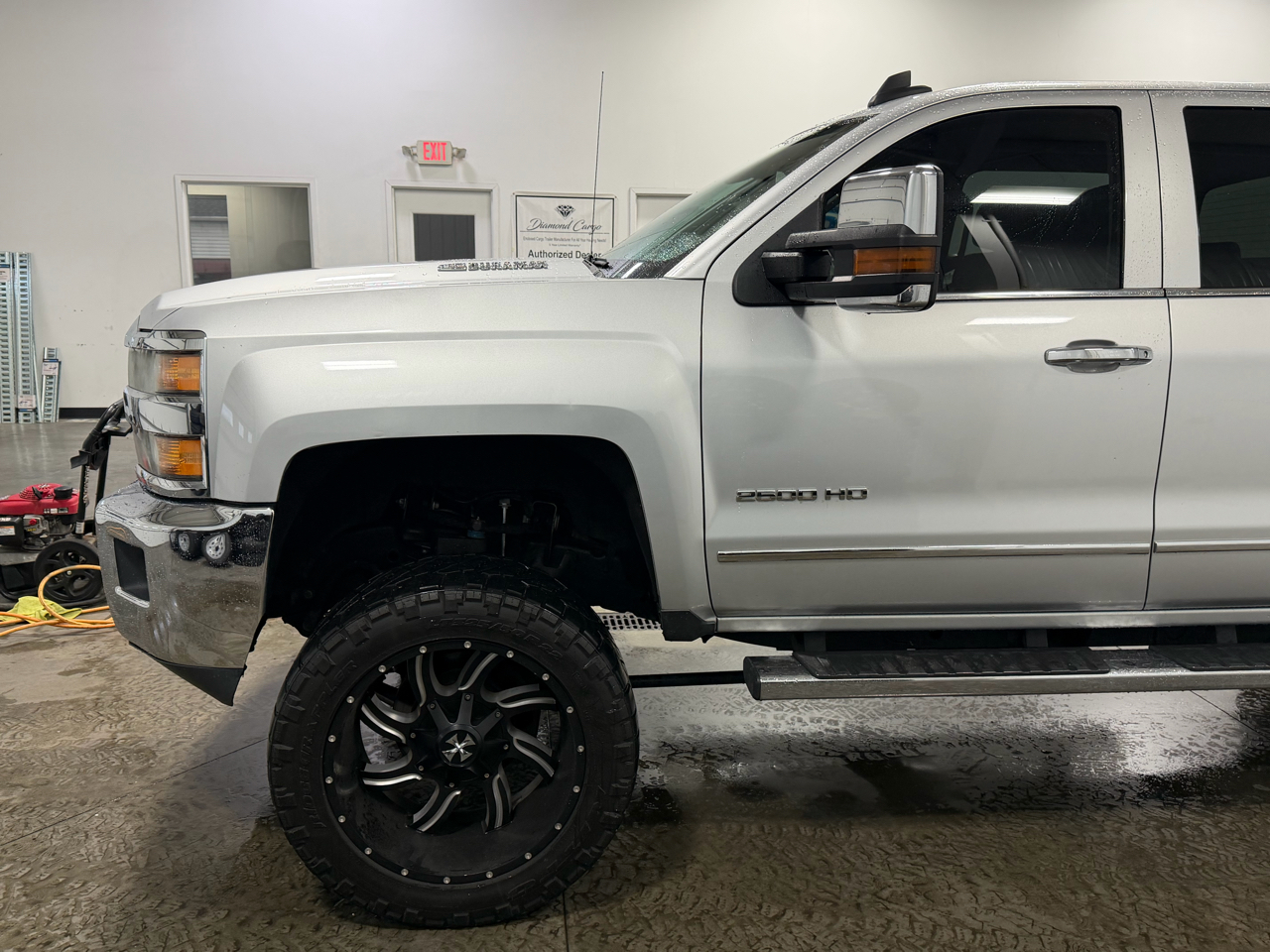 Chevrolet Silverado 2500HD Built After Aug 14 4WD Crew Cab 153.7" LTZ 2015