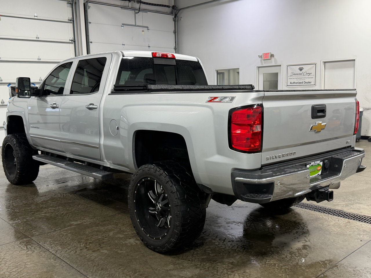 Chevrolet Silverado 2500HD Built After Aug 14 4WD Crew Cab 153.7" LTZ 2015