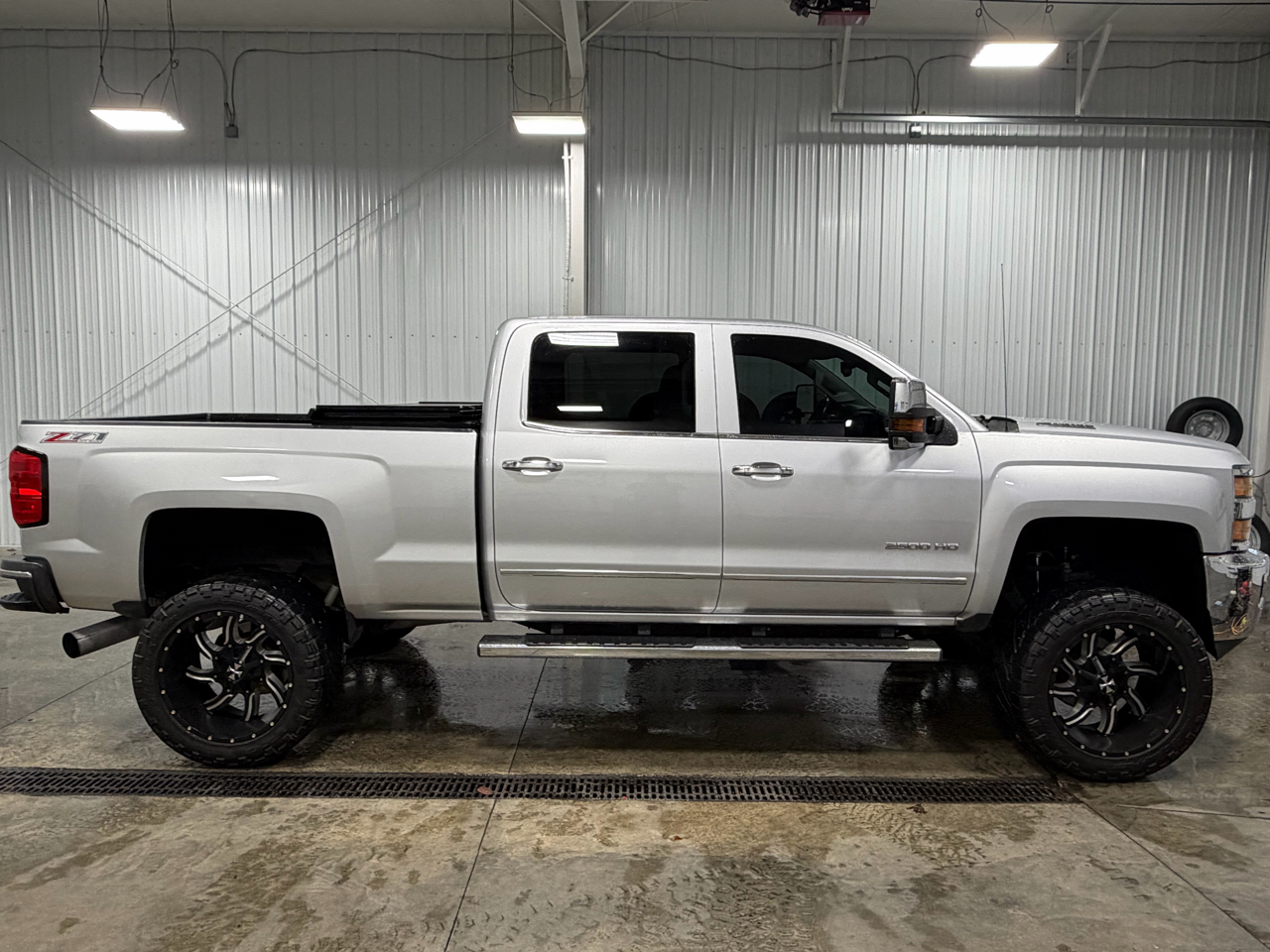 Chevrolet Silverado 2500HD Built After Aug 14 4WD Crew Cab 153.7" LTZ 2015