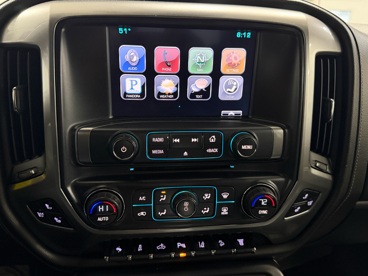 Chevrolet Silverado 2500HD Built After Aug 14 4WD Crew Cab 153.7" LTZ 2015