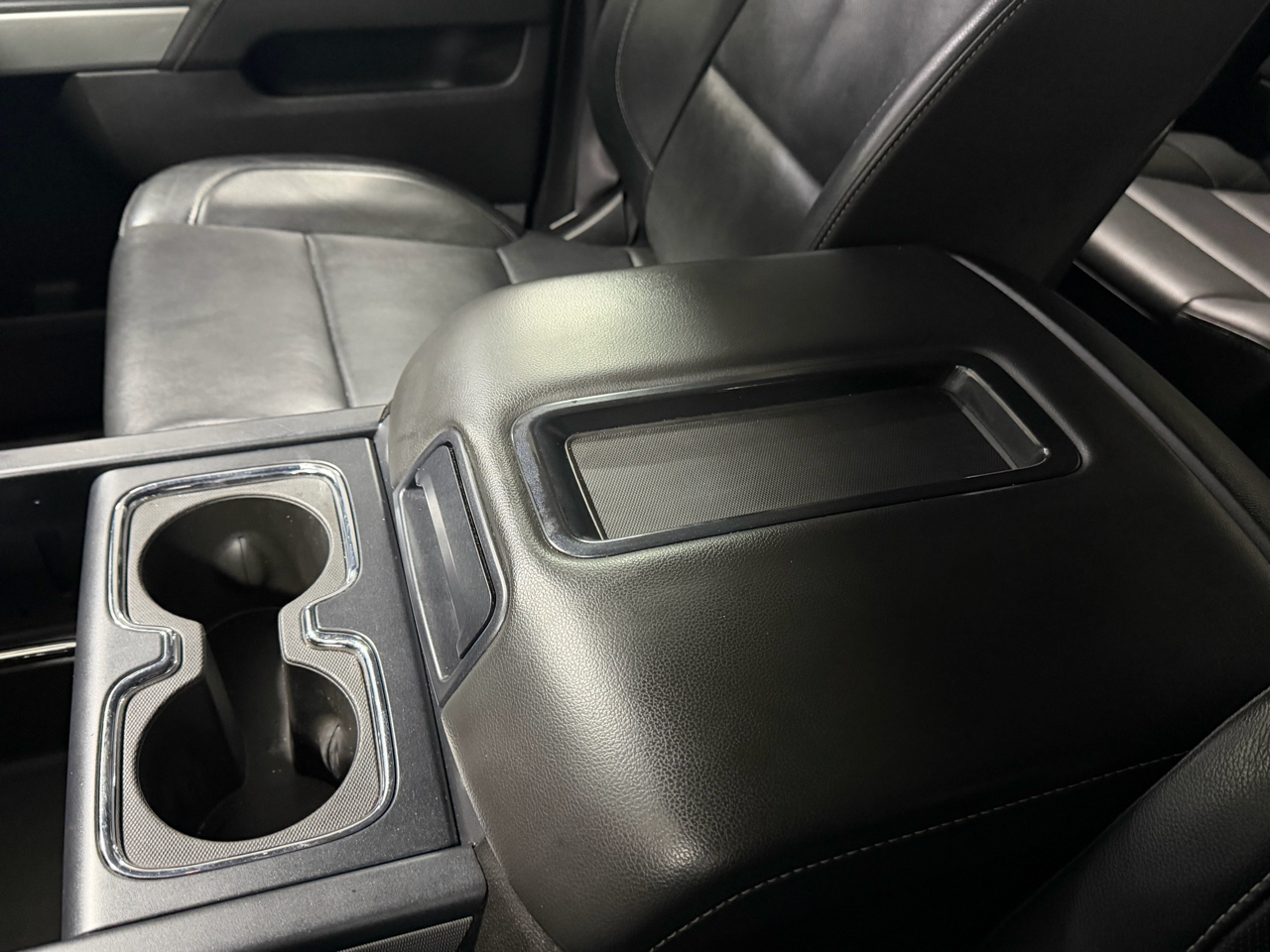 Chevrolet Silverado 2500HD Built After Aug 14 4WD Crew Cab 153.7" LTZ 2015