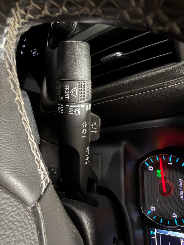 Chevrolet Silverado 2500HD Built After Aug 14 4WD Crew Cab 153.7" LTZ 2015