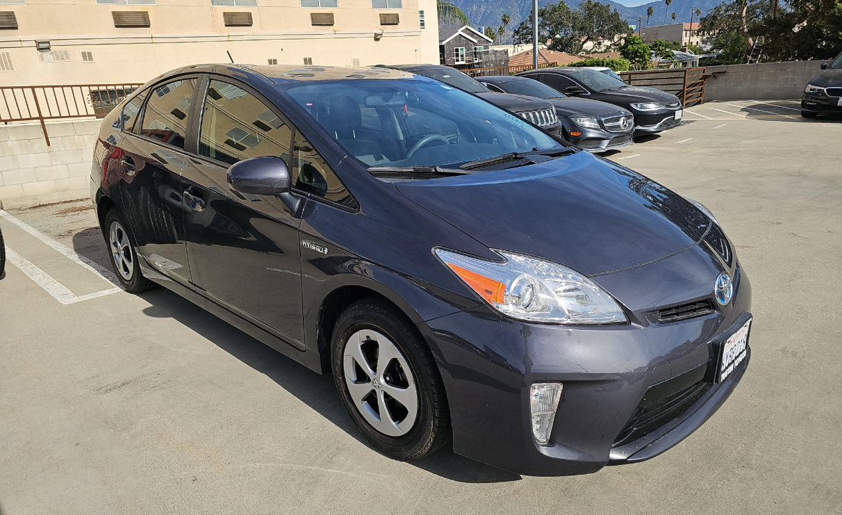 Toyota Prius 5dr HB Three (Natl) 2012