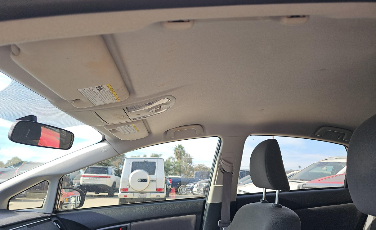 Toyota Prius 5dr HB Three (Natl) 2012