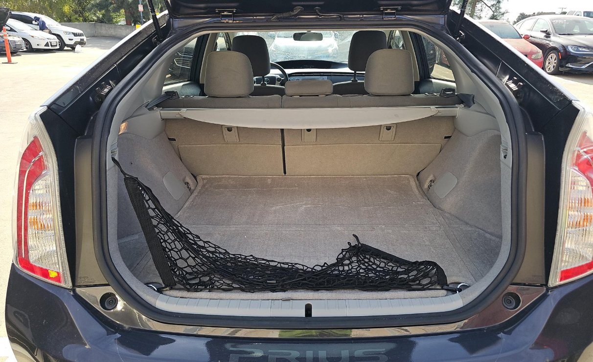 Toyota Prius 5dr HB Three (Natl) 2012