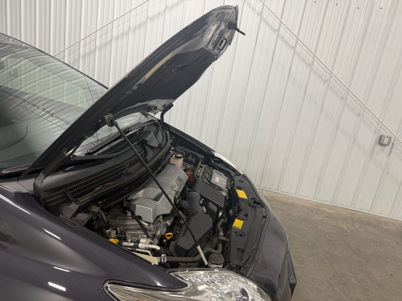 Toyota Prius 5dr HB Three (Natl) 2012