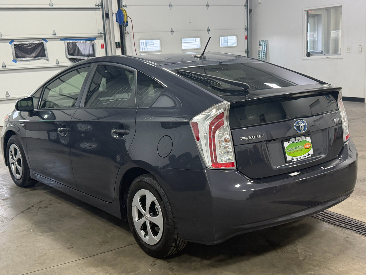 Toyota Prius 5dr HB Three (Natl) 2012