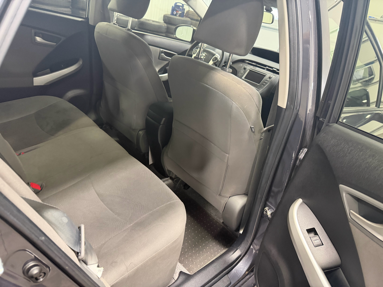 Toyota Prius 5dr HB Three (Natl) 2012