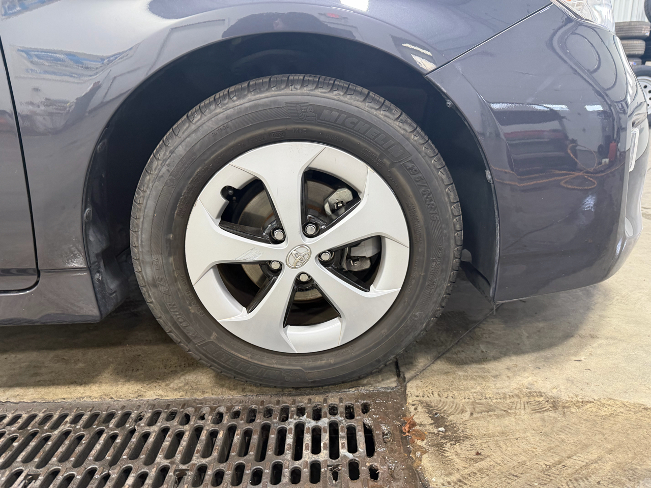 Toyota Prius 5dr HB Three (Natl) 2012