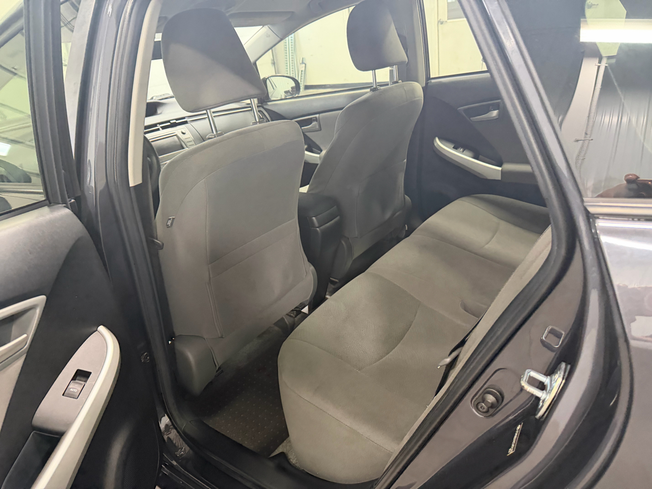 Toyota Prius 5dr HB Three (Natl) 2012