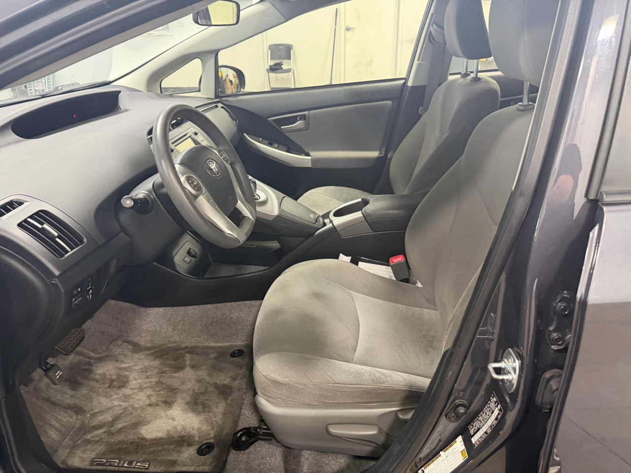 Toyota Prius 5dr HB Three (Natl) 2012