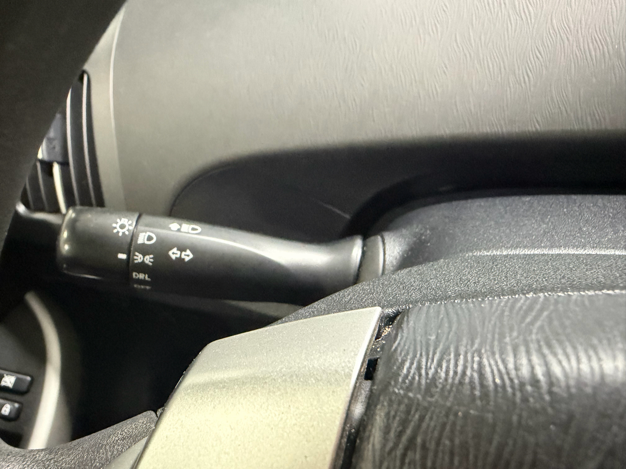 Toyota Prius 5dr HB Three (Natl) 2012