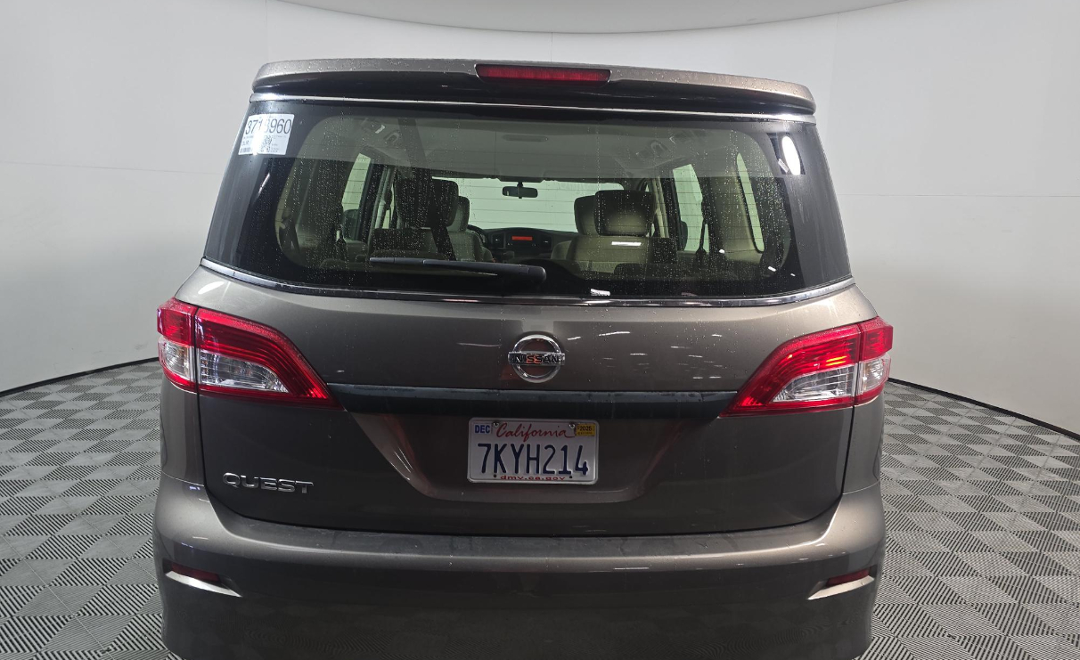 Nissan Quest 4dr S 2015