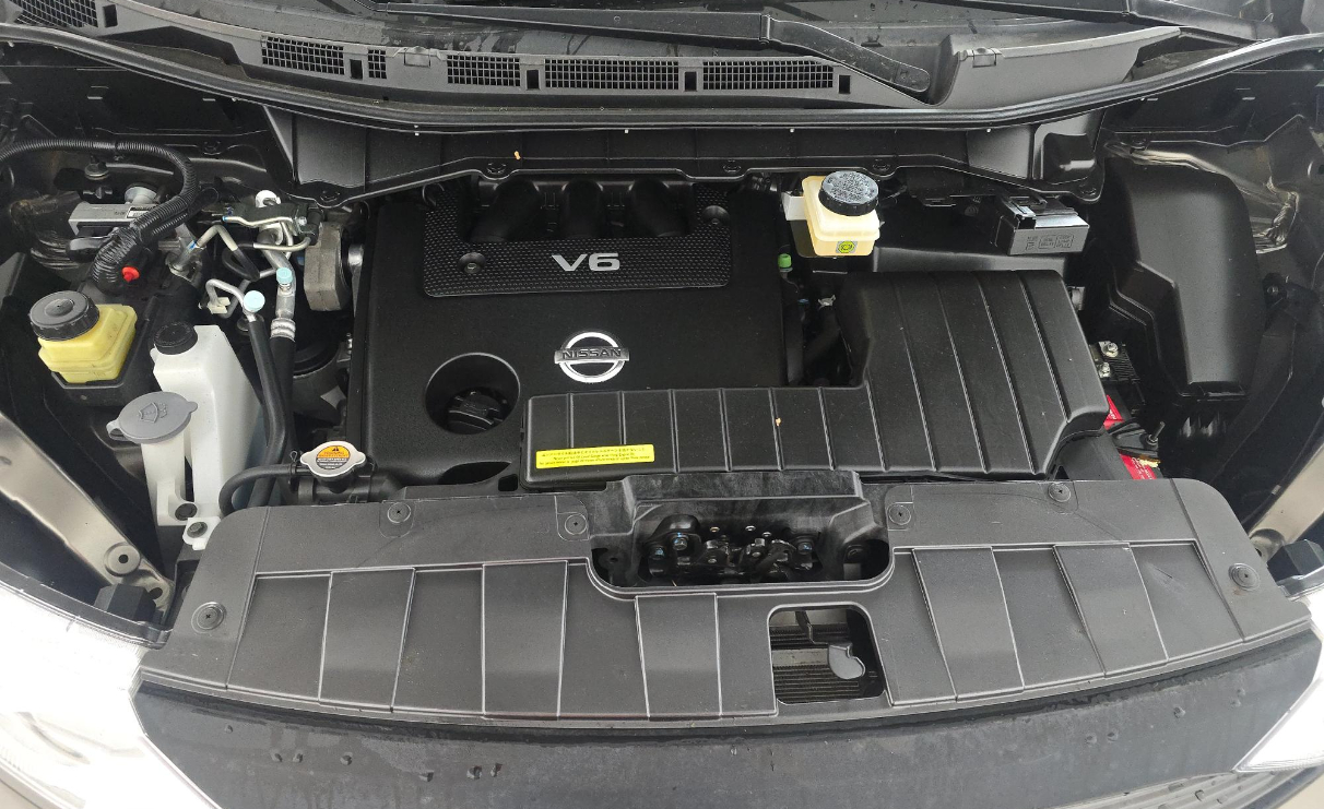 Nissan Quest 4dr S 2015