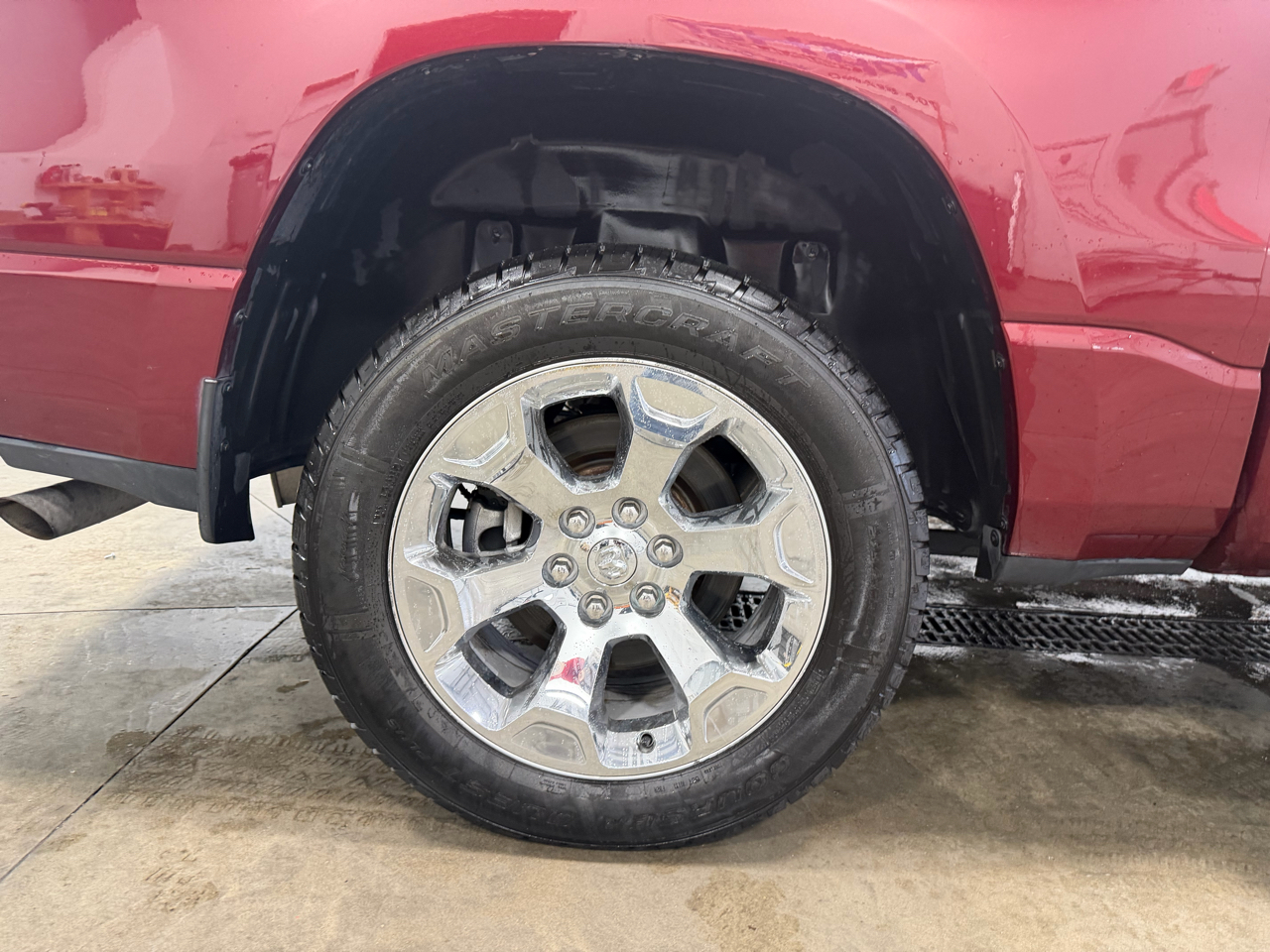 RAM 1500 Big Horn 4x4 Crew Cab 5'7" Box 2020