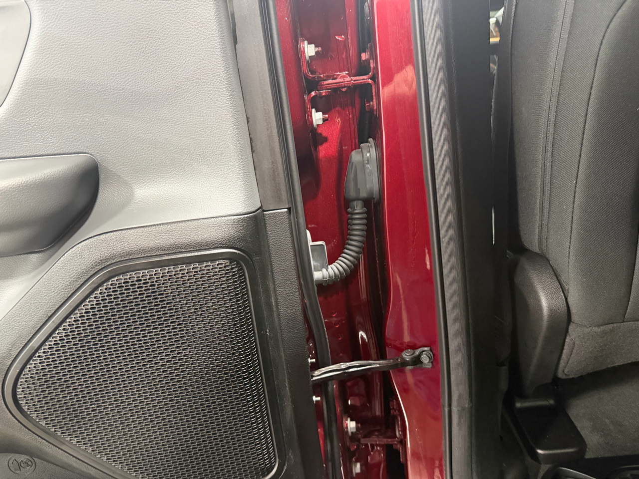 RAM 1500 Big Horn 4x4 Crew Cab 5'7" Box 2020