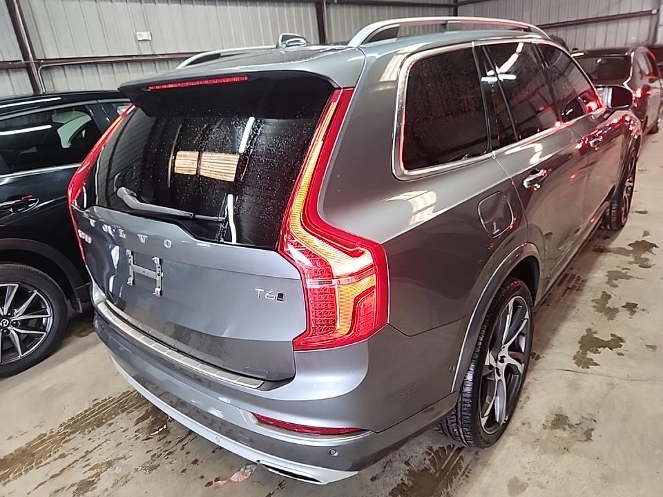 Volvo XC90 T6 AWD 7-Passenger Momentum 2018