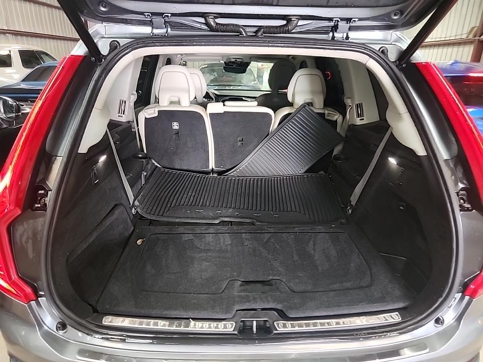 Volvo XC90 T6 AWD 7-Passenger Momentum 2018