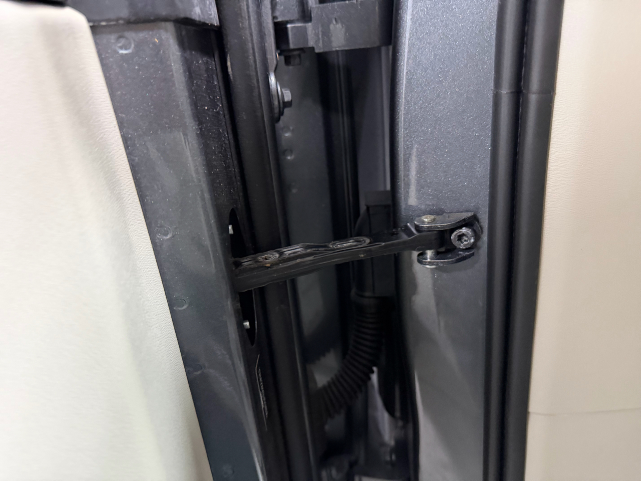 Volvo XC90 T6 AWD 7-Passenger Momentum 2018