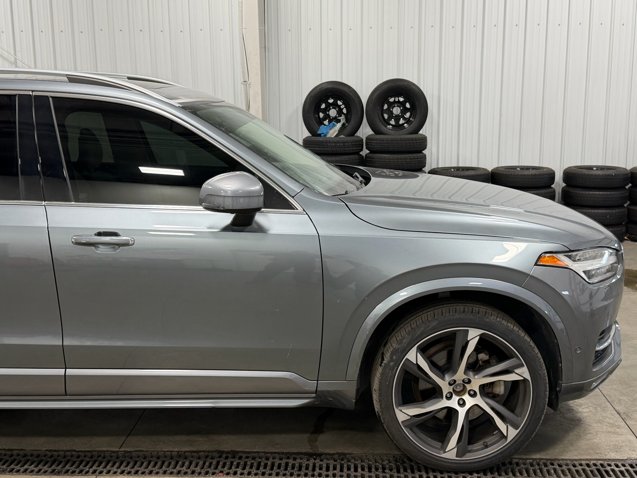 Volvo XC90 T6 AWD 7-Passenger Momentum 2018