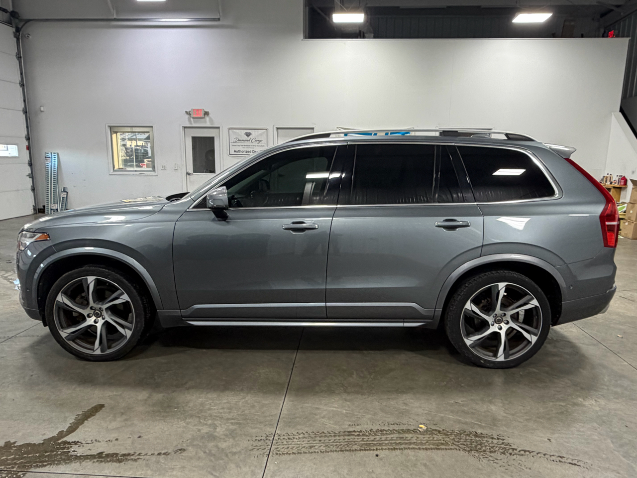 Volvo XC90 T6 AWD 7-Passenger Momentum 2018