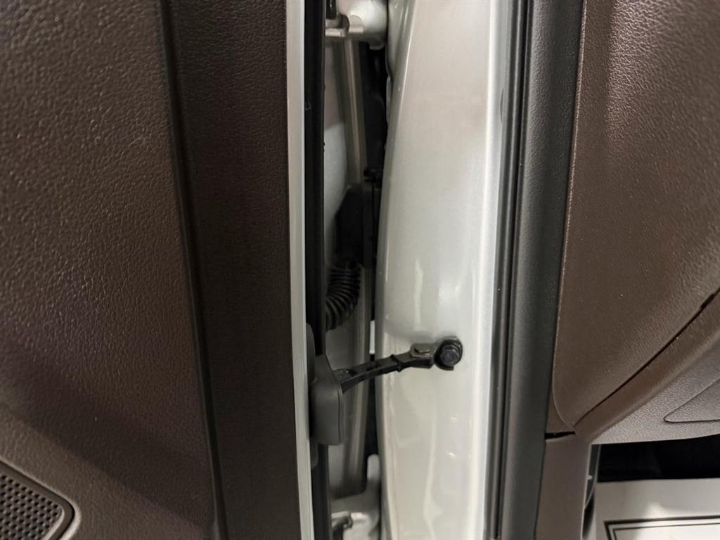 2019 Hyundai Santa Fe Ultimate - Photo 13