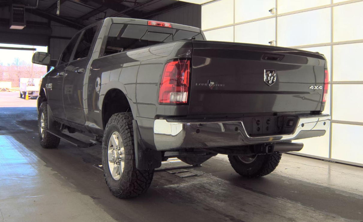 RAM 2500 4WD Crew Cab 149" Lone Star 2015