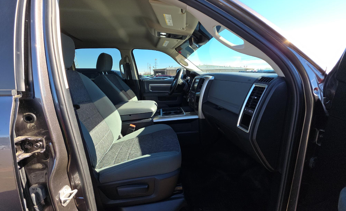 RAM 2500 4WD Crew Cab 149" Lone Star 2015