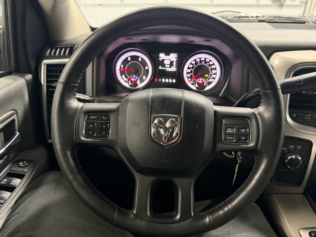 RAM 2500 4WD Crew Cab 149" Lone Star 2015