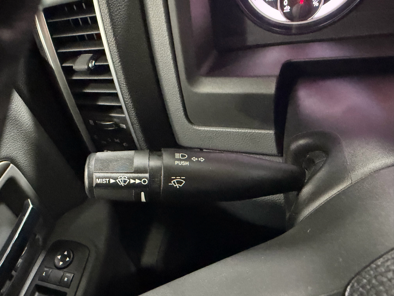 RAM 2500 4WD Crew Cab 149" Lone Star 2015