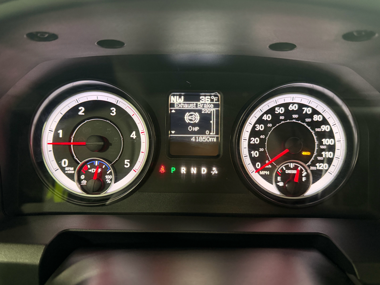 RAM 2500 4WD Crew Cab 149" Lone Star 2015