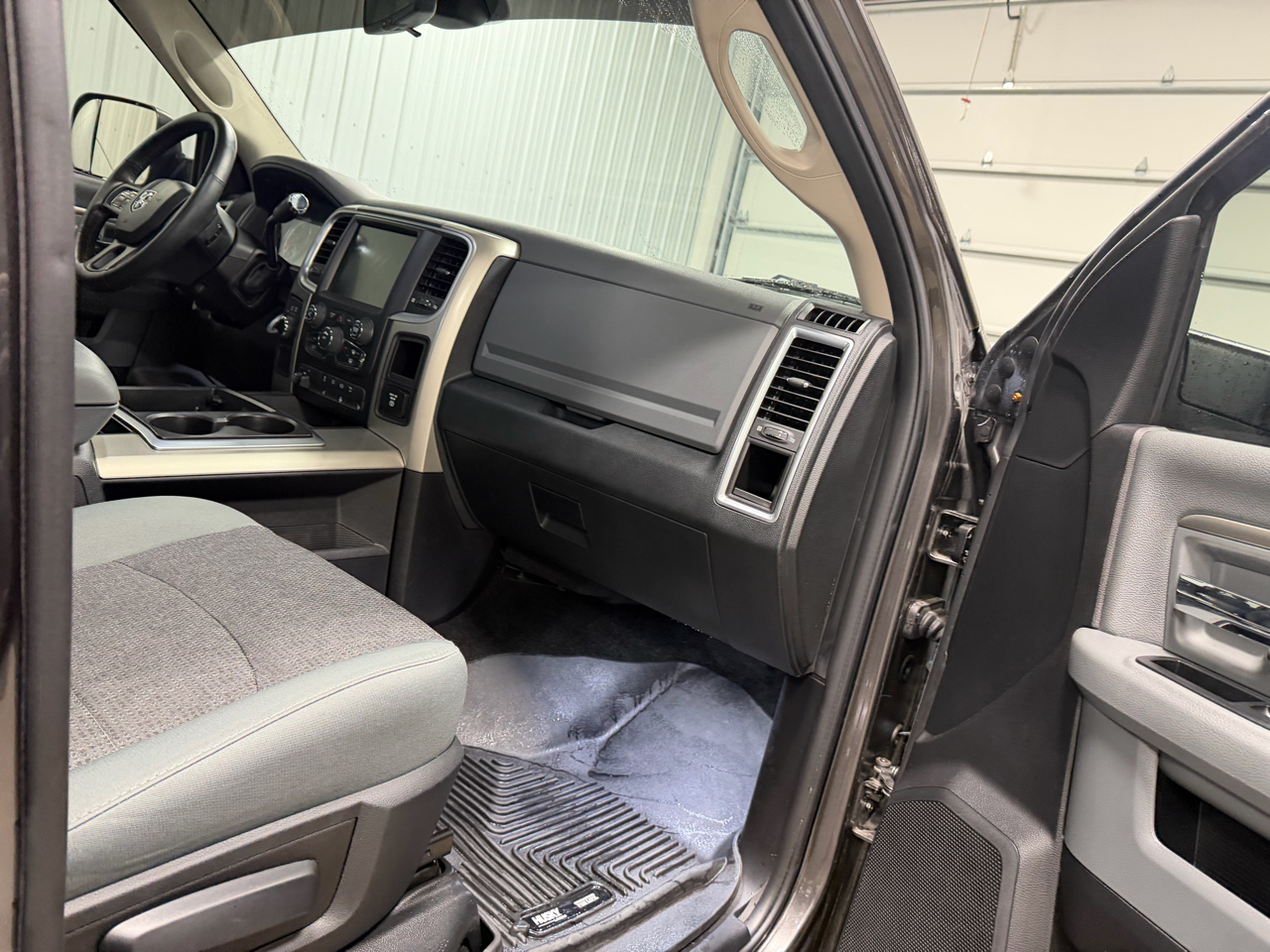 RAM 2500 4WD Crew Cab 149" Lone Star 2015