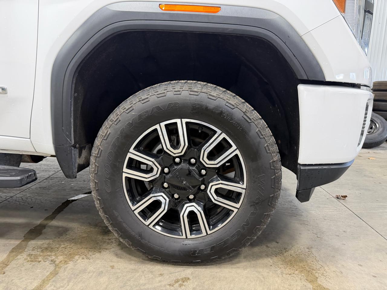 GMC Sierra 3500HD 4WD Crew Cab 159" AT4 2020