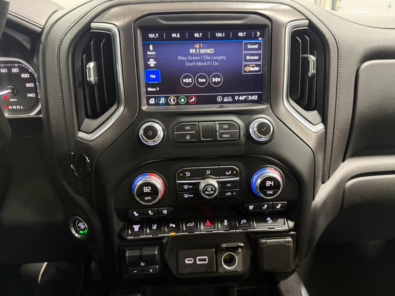 GMC Sierra 3500HD 4WD Crew Cab 159" AT4 2020