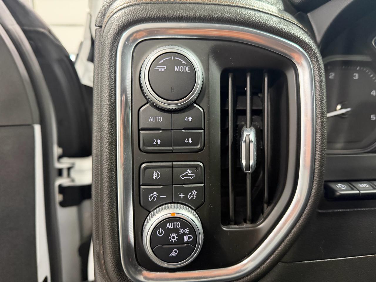 GMC Sierra 3500HD 4WD Crew Cab 159" AT4 2020