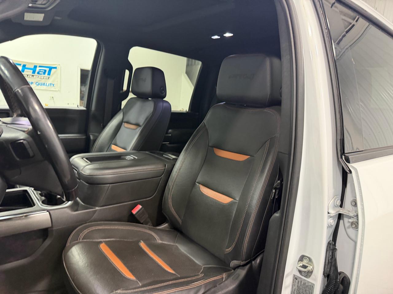 GMC Sierra 3500HD 4WD Crew Cab 159" AT4 2020