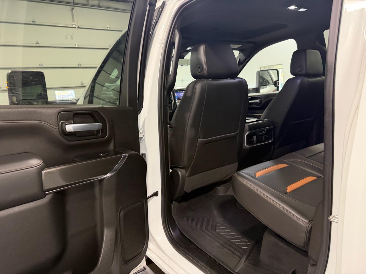 GMC Sierra 3500HD 4WD Crew Cab 159" AT4 2020