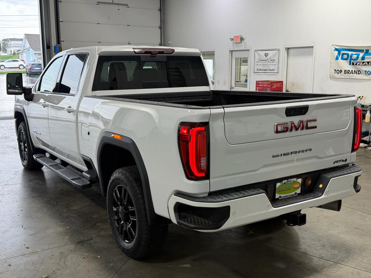 GMC Sierra 3500HD 4WD Crew Cab 159" AT4 2020
