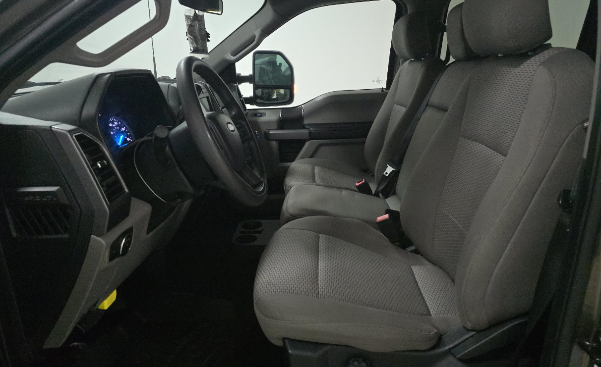 Ford Super Duty F-250 SRW XLT 4WD Crew Cab 8' Box 2020