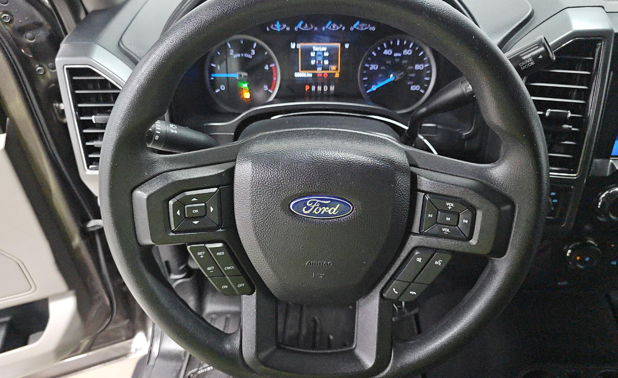 Ford Super Duty F-250 SRW XLT 4WD Crew Cab 8' Box 2020