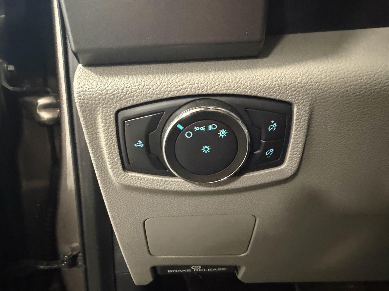 Ford Super Duty F-250 SRW XLT 4WD Crew Cab 8' Box 2020