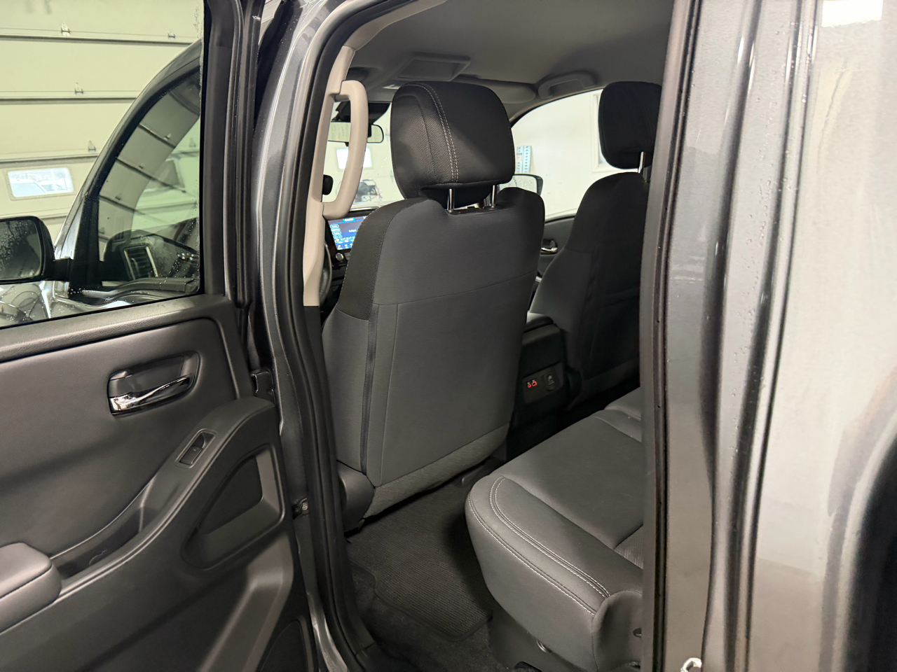 Nissan Frontier Crew Cab 4x4 SV Auto 2023