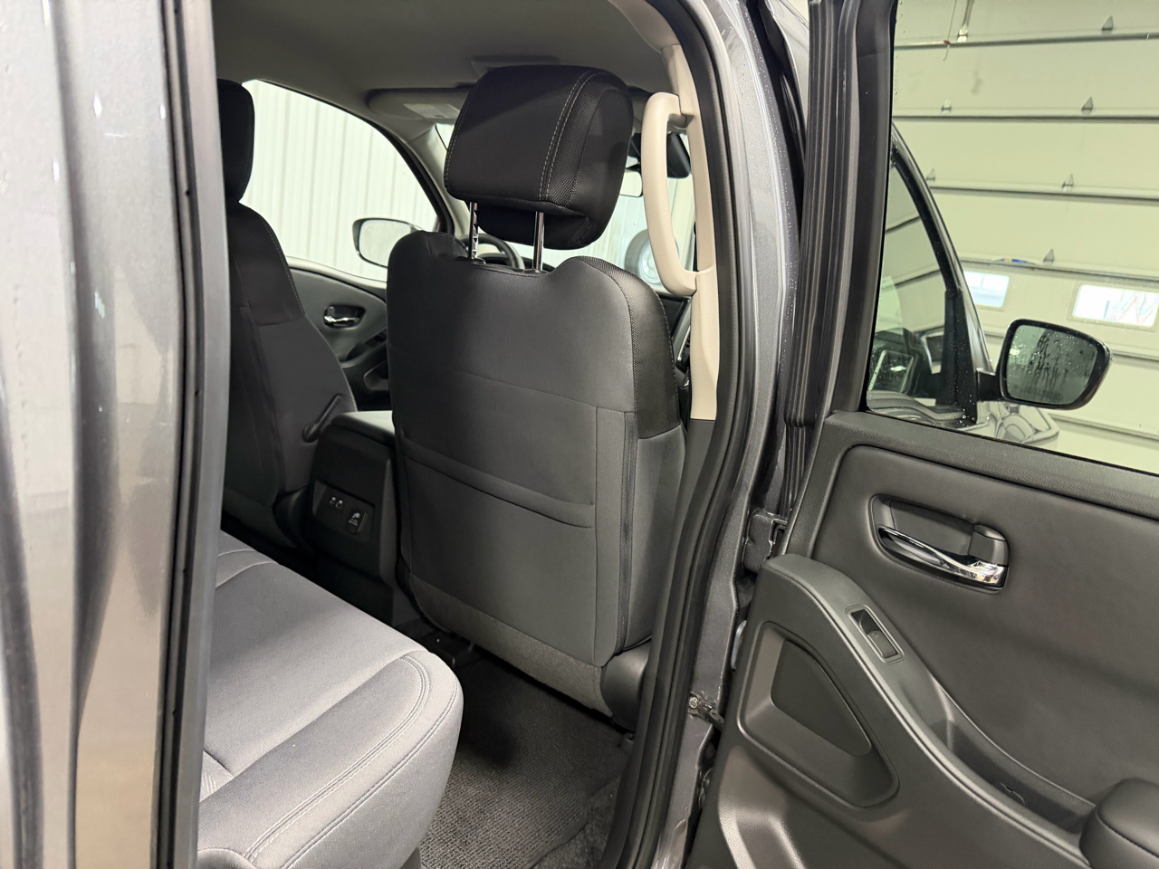 Nissan Frontier Crew Cab 4x4 SV Auto 2023