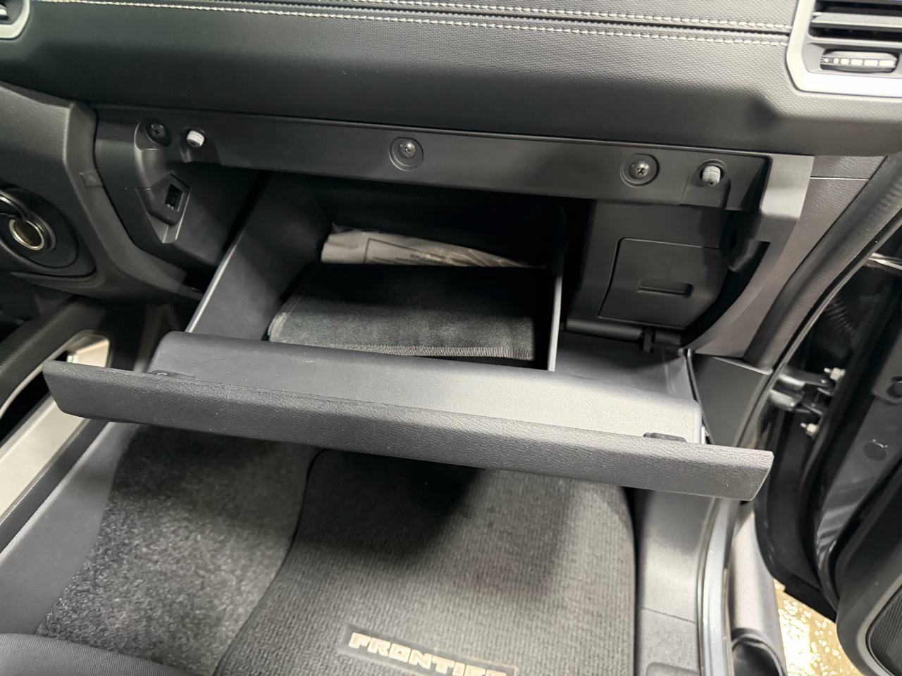 Nissan Frontier Crew Cab 4x4 SV Auto 2023