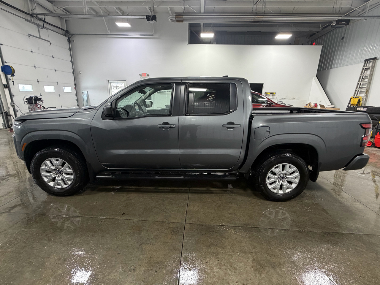 Nissan Frontier Crew Cab 4x4 SV Auto 2023