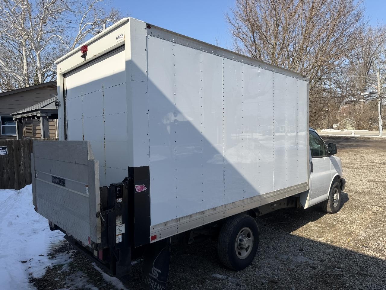 Chevrolet Express Commercial Cutaway 3500 Van 139" 2018