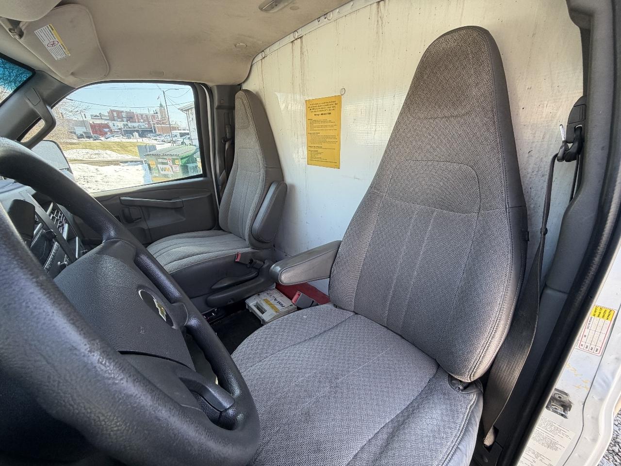 Chevrolet Express Commercial Cutaway 3500 Van 139" 2018