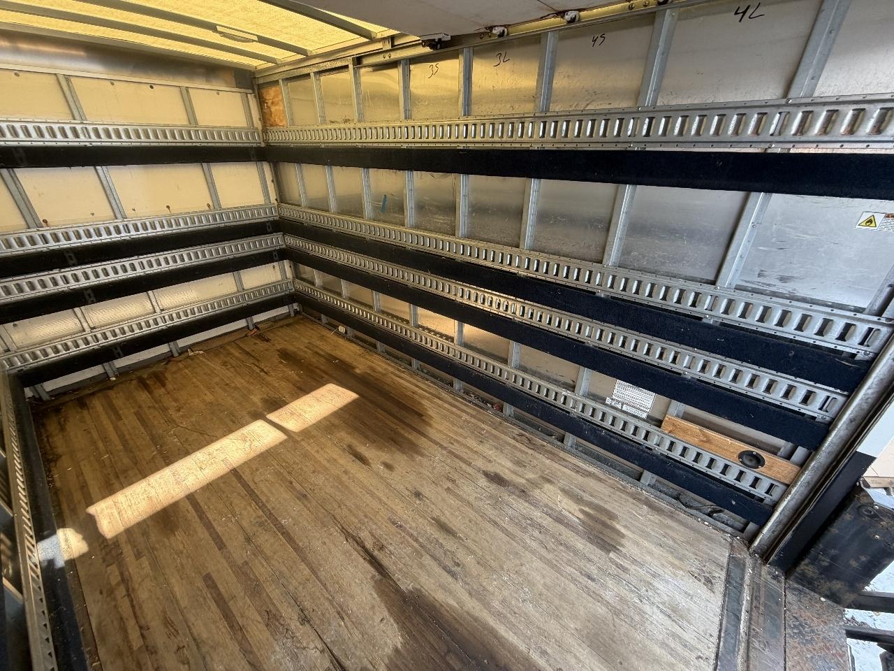 Chevrolet Express Commercial Cutaway 3500 Van 139" 2018