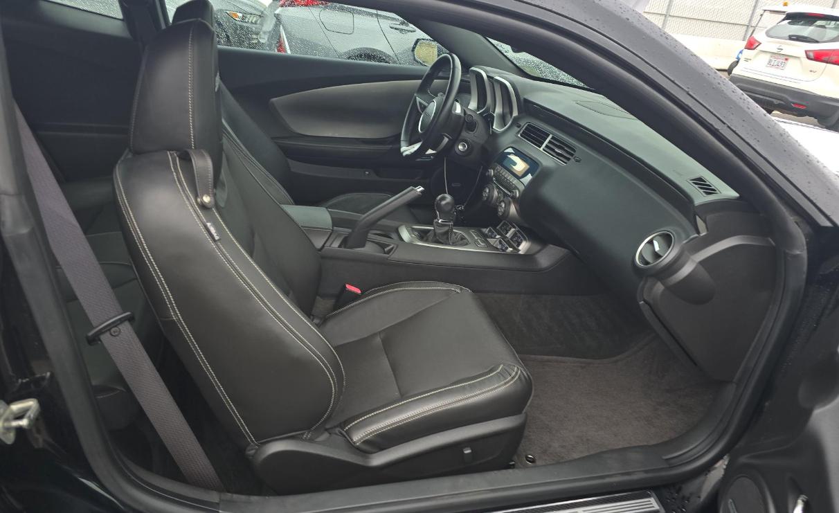 Chevrolet Camaro 2dr Cpe 2SS 2010