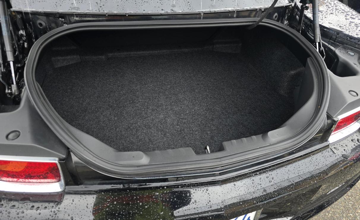 Chevrolet Camaro 2dr Cpe 2SS 2010